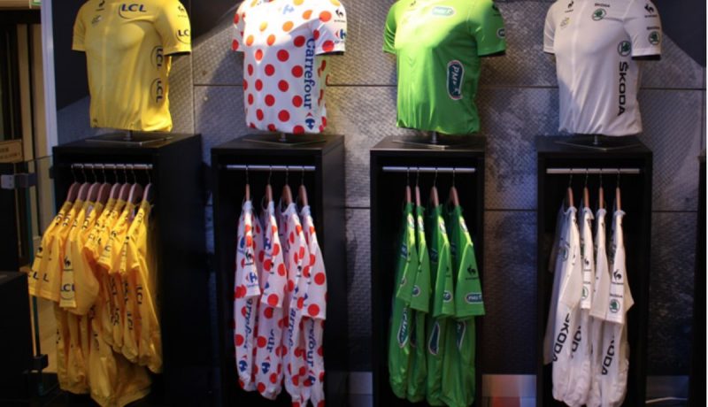 Cách mua áo giải Tour de France chính hãng của Pháp – Từ biểu tượng thể thao đến món đồ sưu tầm độc đáo