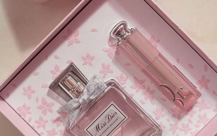 Lịch sử nước hoa: Hành trình nghìn năm và dấu ấn không thể thay thế của nước hoa Pháp