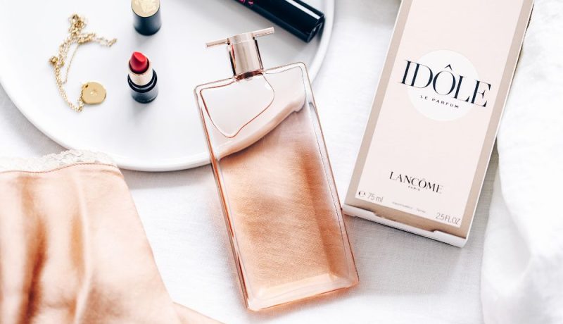 Top 10 chai nước hoa Pháp đỉnh nhất dành cho phái đẹp – Hương thơm đậm chất Paris